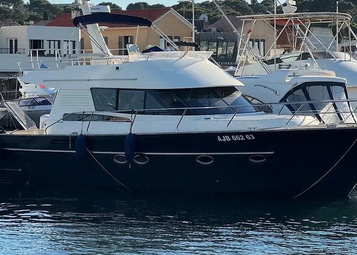 3-bedroom Architect's In Minimum 3 Nights * Porquerolles